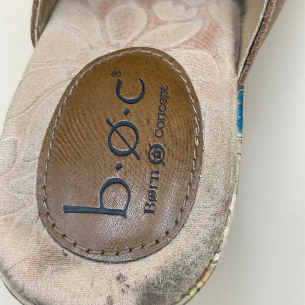 BOC Born Concept Womens 8 Tan Leather Floral Cork Wedge Sandals C34102 CBKA14